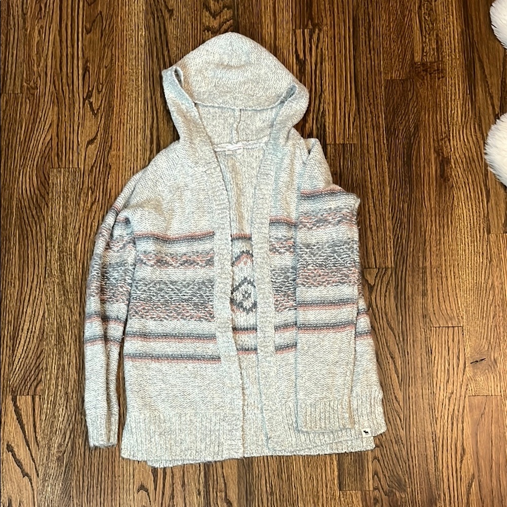 Abercrombie Kids Gray Cardigan Cozy Knit Sweater